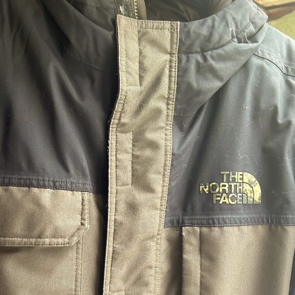 The North Face Men’s McMurdo Parka - Picture 5 of 8